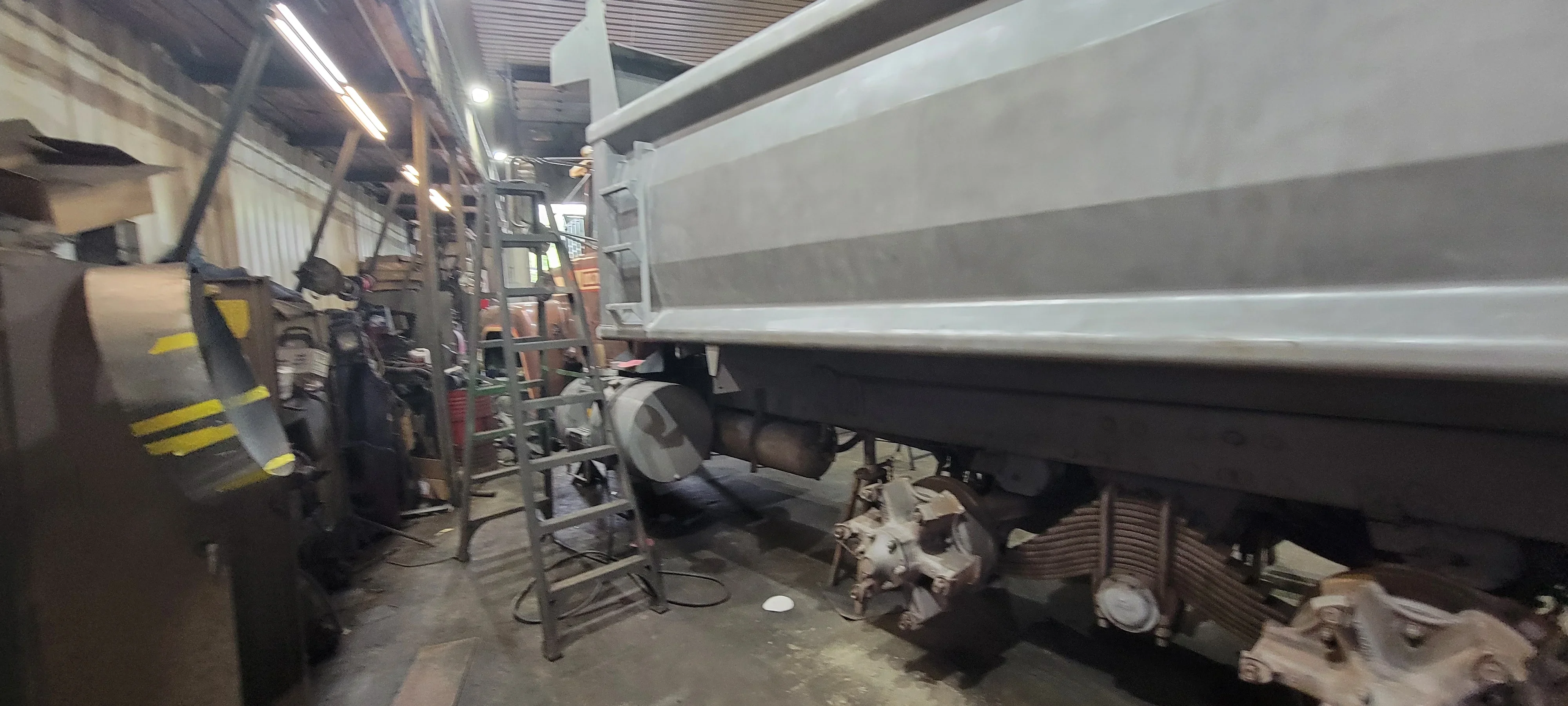 Truck Suspension Repair Workshop