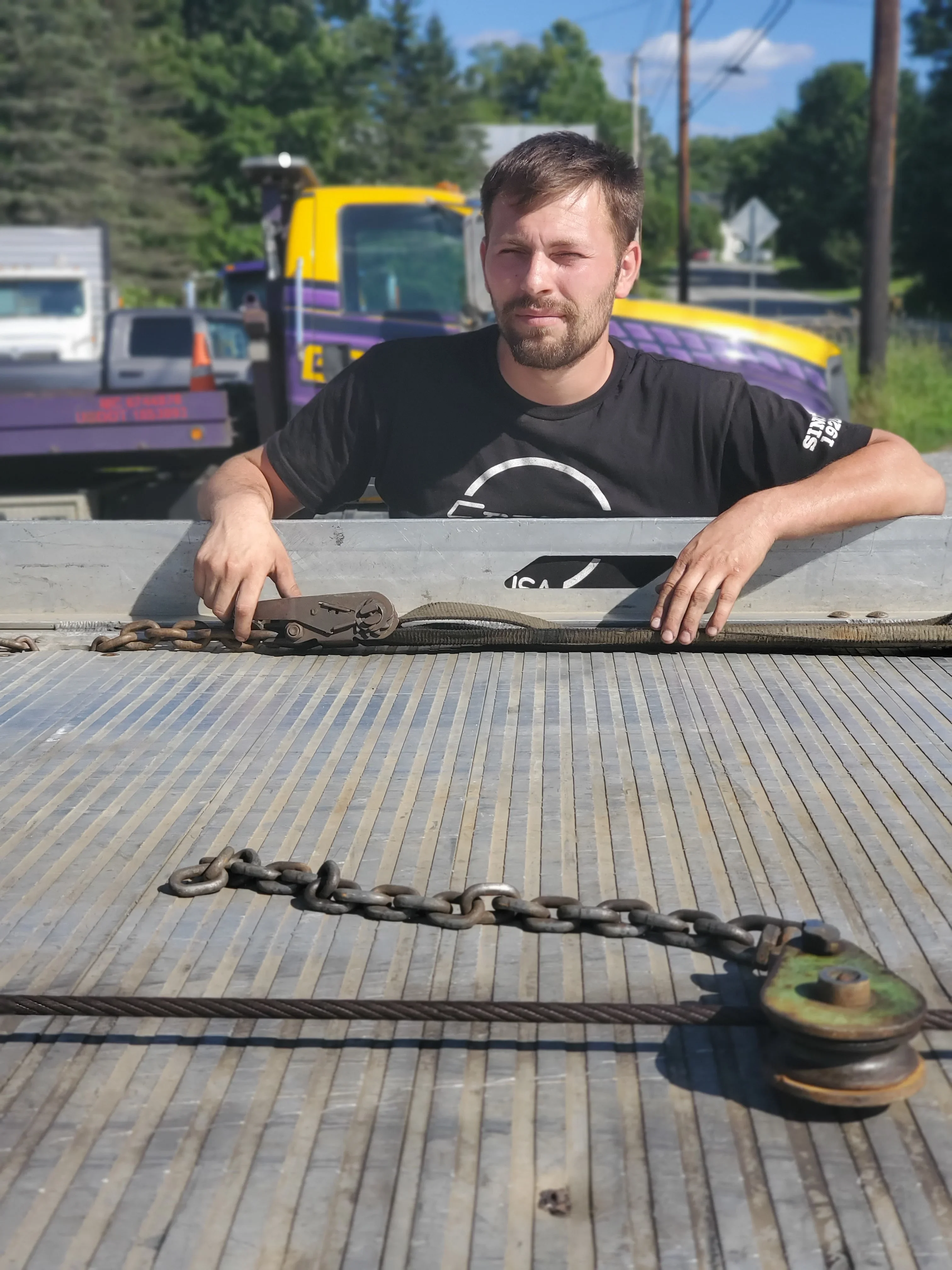 Flatbed Tow Truck Recovery