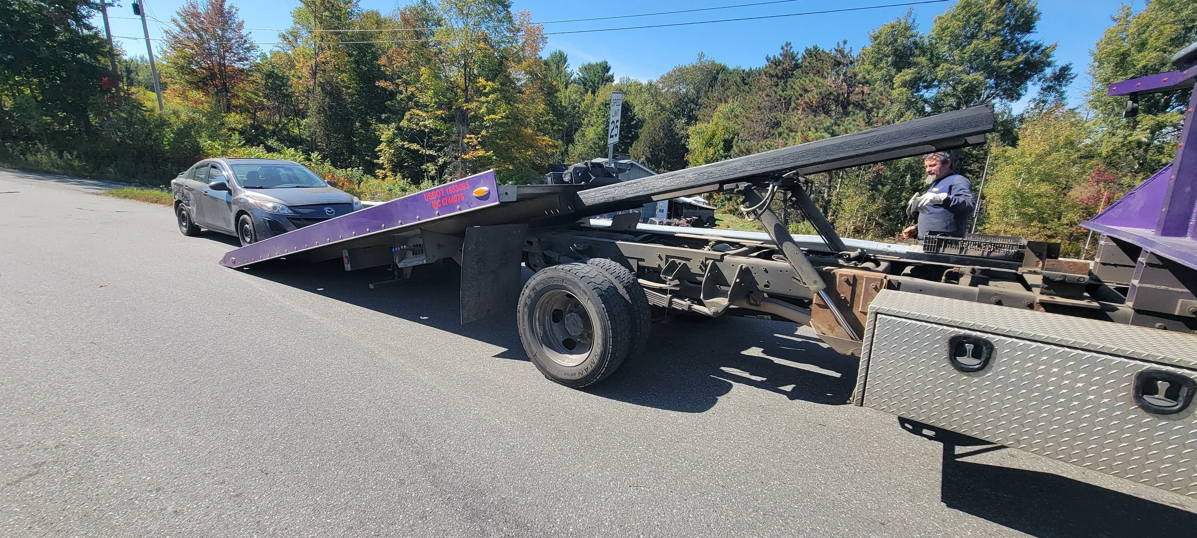 Rollback Tow Truck Car Recovery