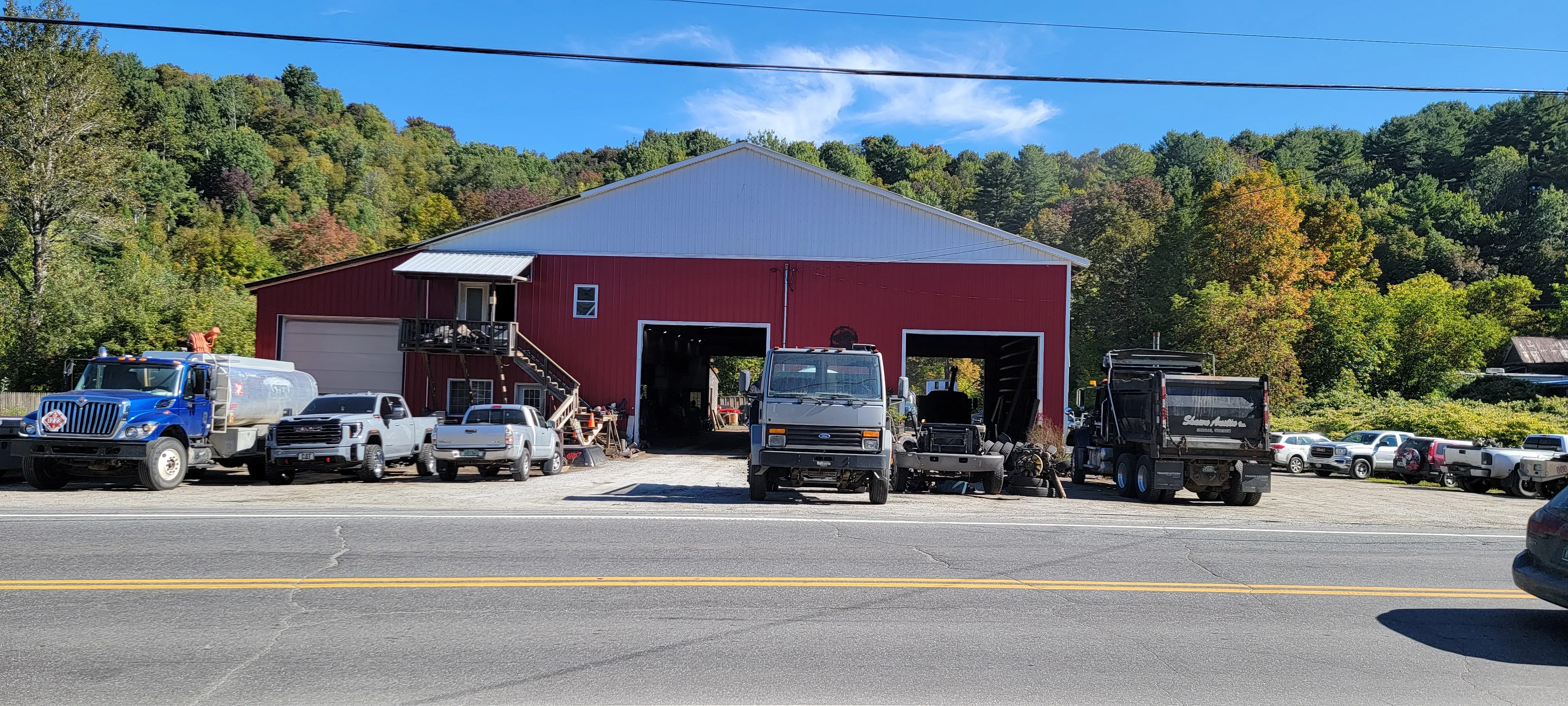 Truck Repair Towing Shop