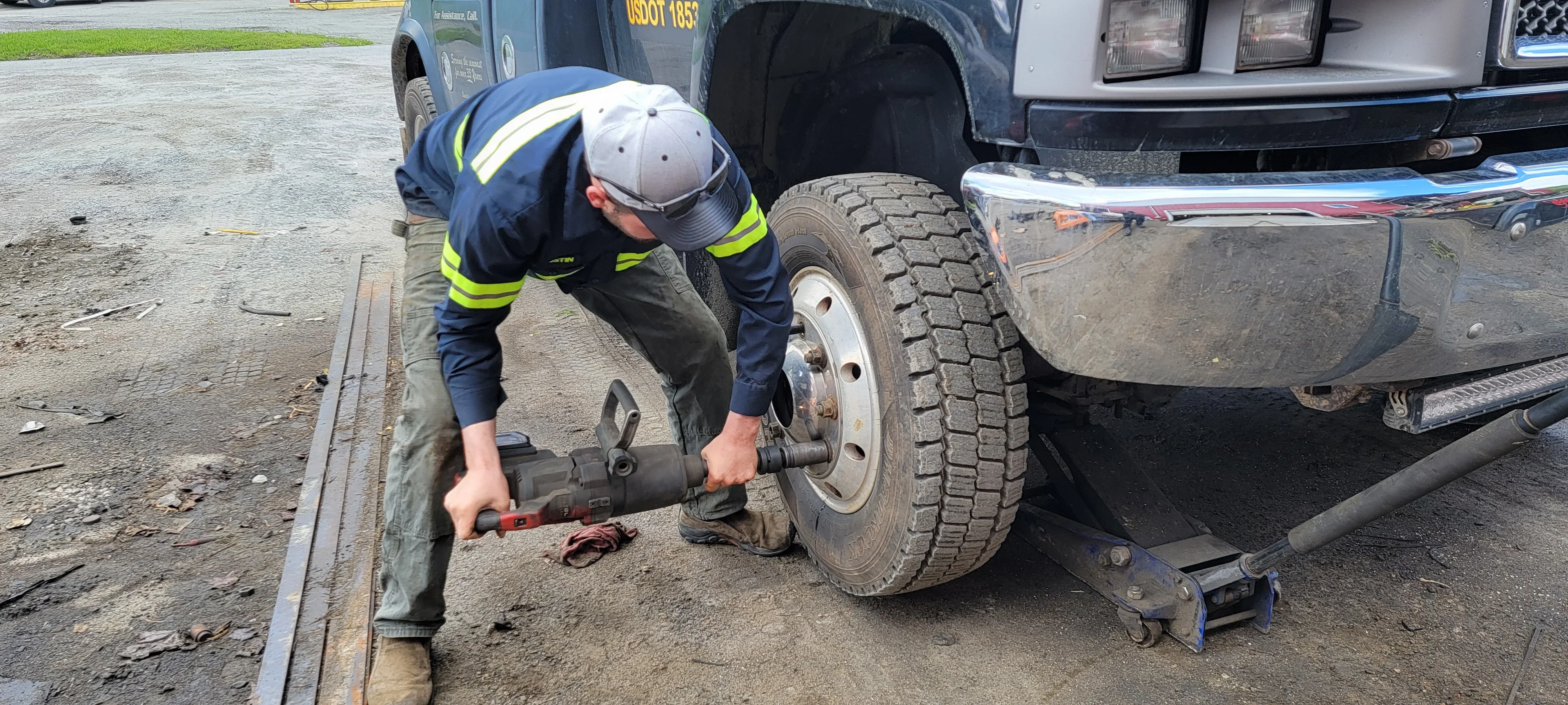 Truck Tire Repair Service